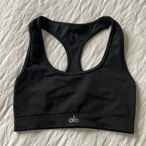 Black alo sports bra